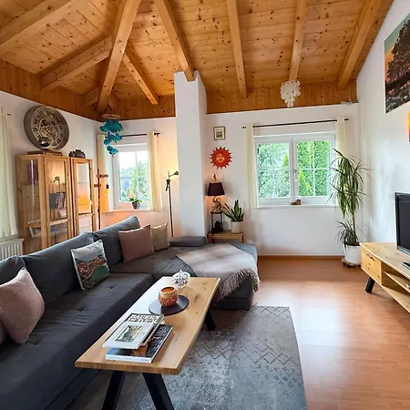 Sunny Mountain Loft - Terrace & Garden Apartment