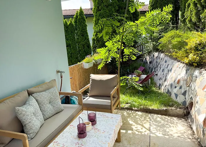 Sunny Mountain Loft - Terrace & Garden Apartmán *